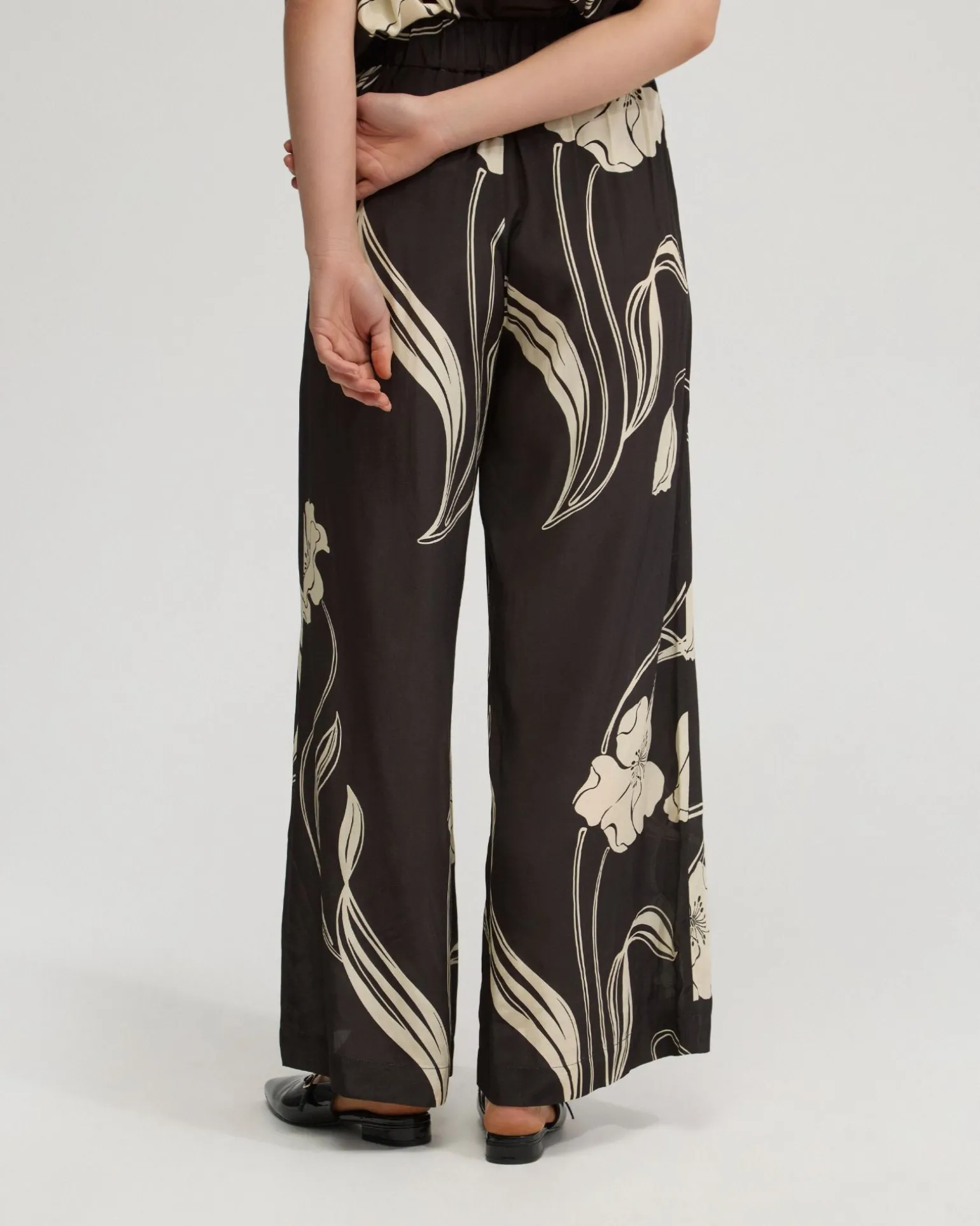 Abigail Printed Pants
