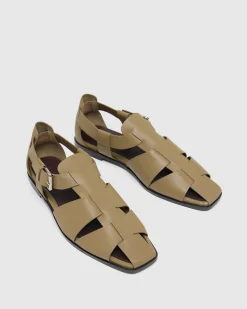 Ariana Fisherman Sandal