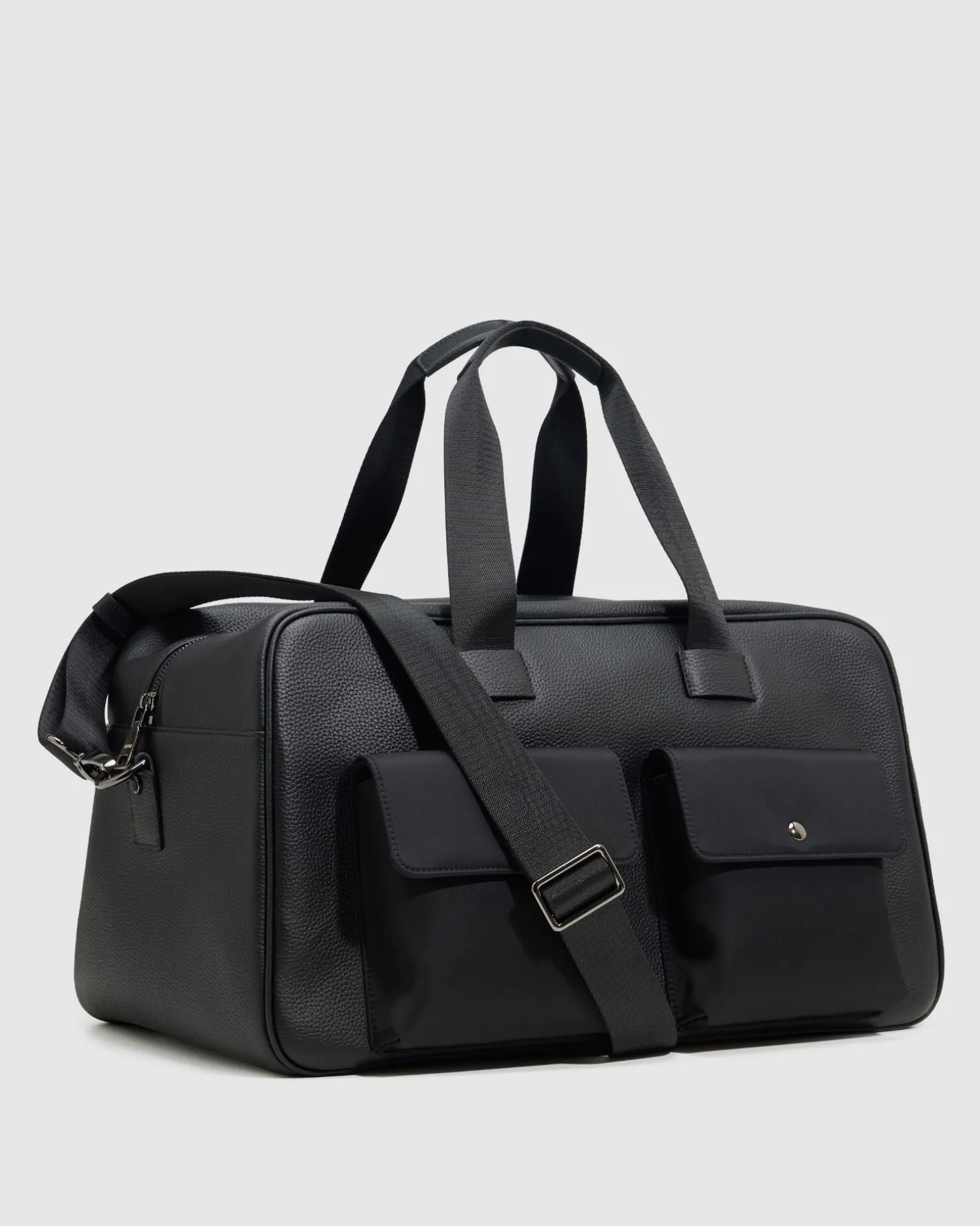 Atlas Mens Overnighter Bag