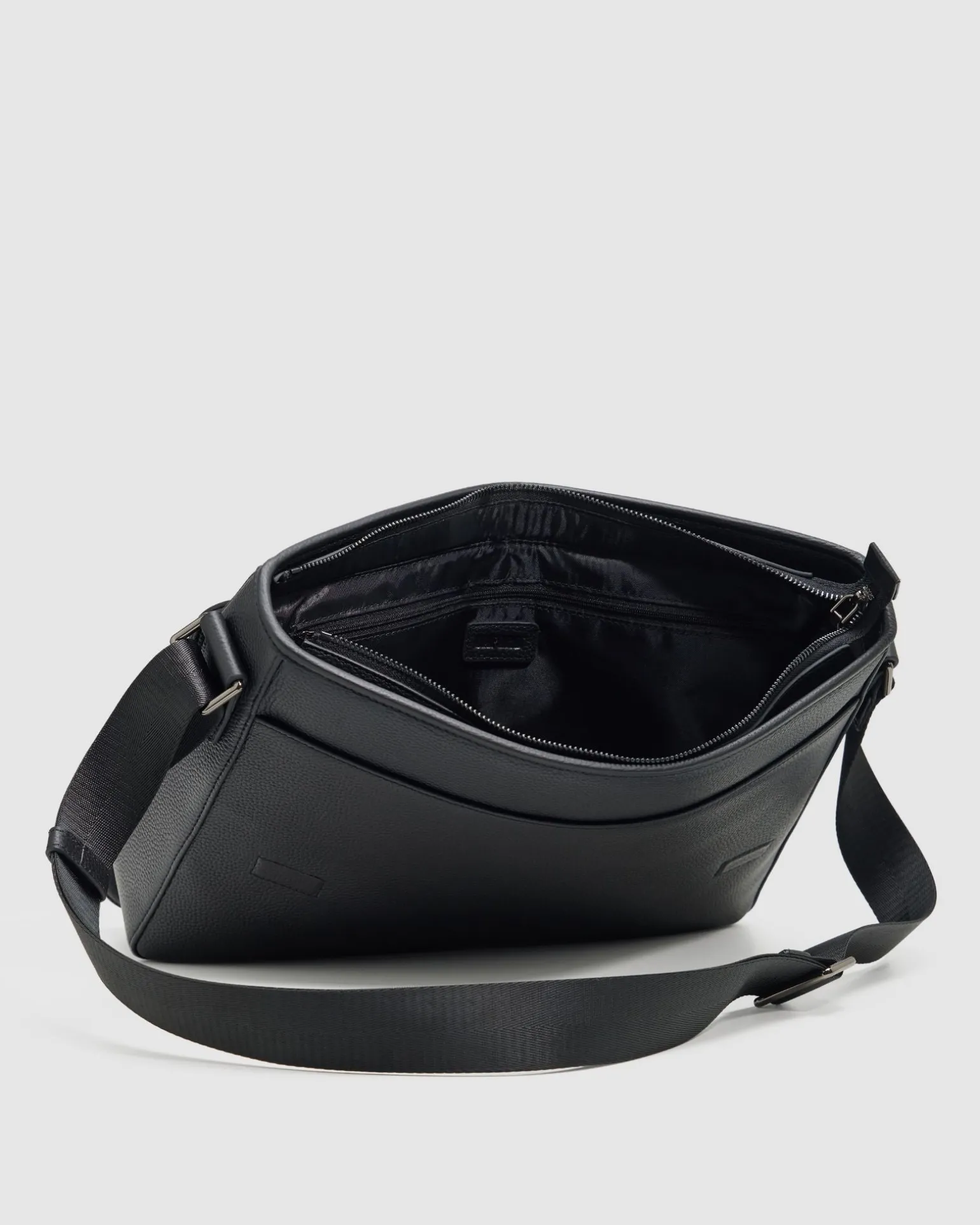 Atlas Mens Satchel Bag