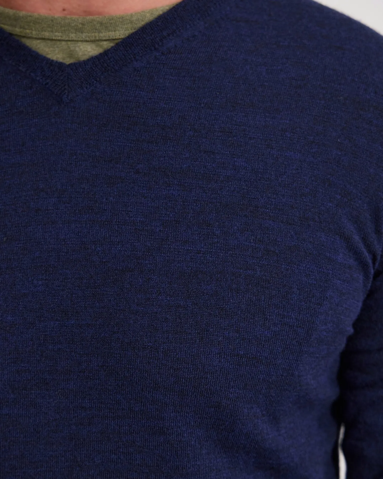 Basic V-Neck Pure Wool Pullover