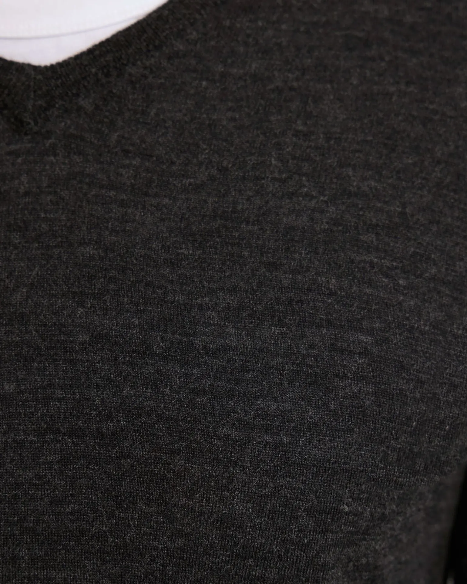 Basic V-Neck Pure Wool Pullover