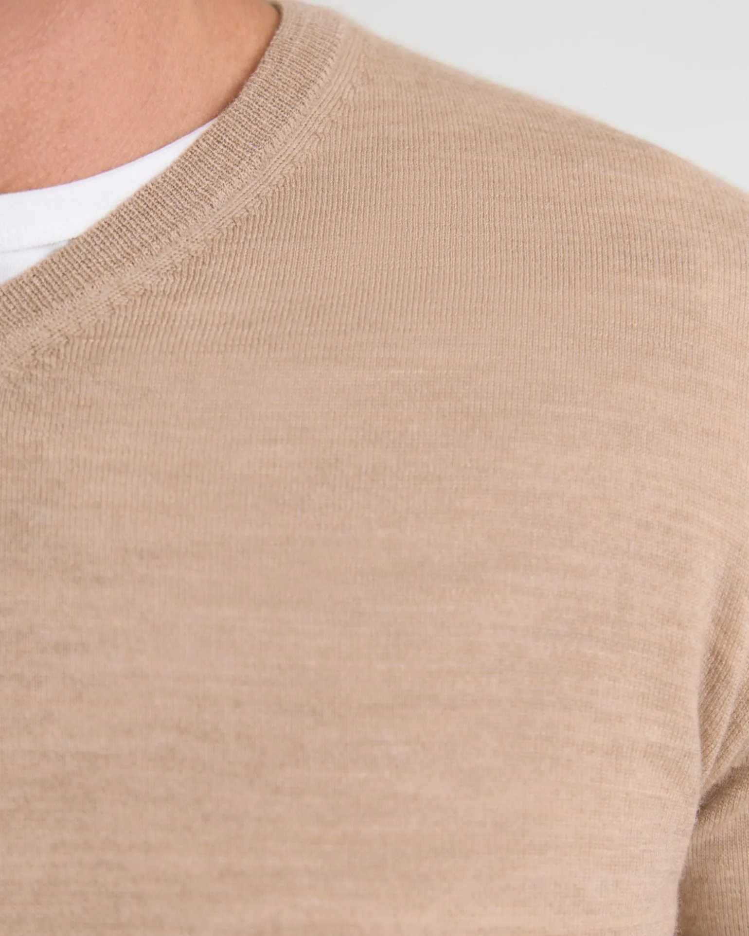 Basic V-Neck Pure Wool Pullover
