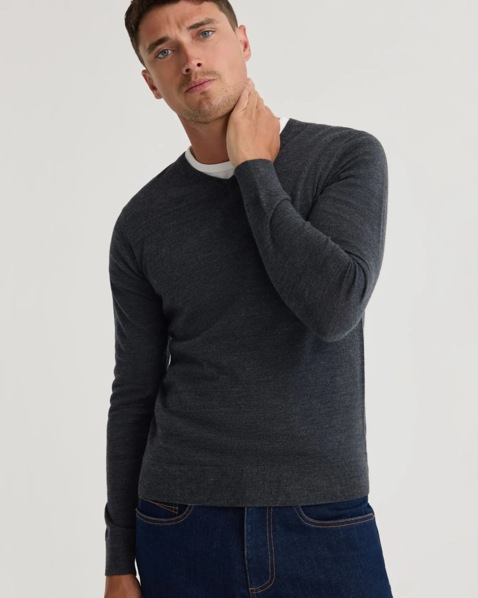 Basic V-Neck Pure Wool Pullover