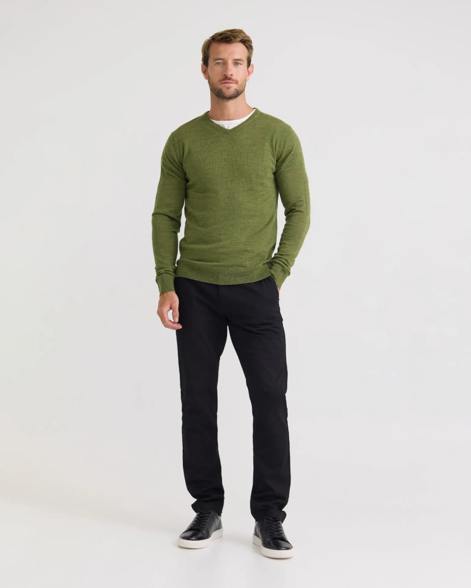 Basic V-Neck Pure Wool Pullover