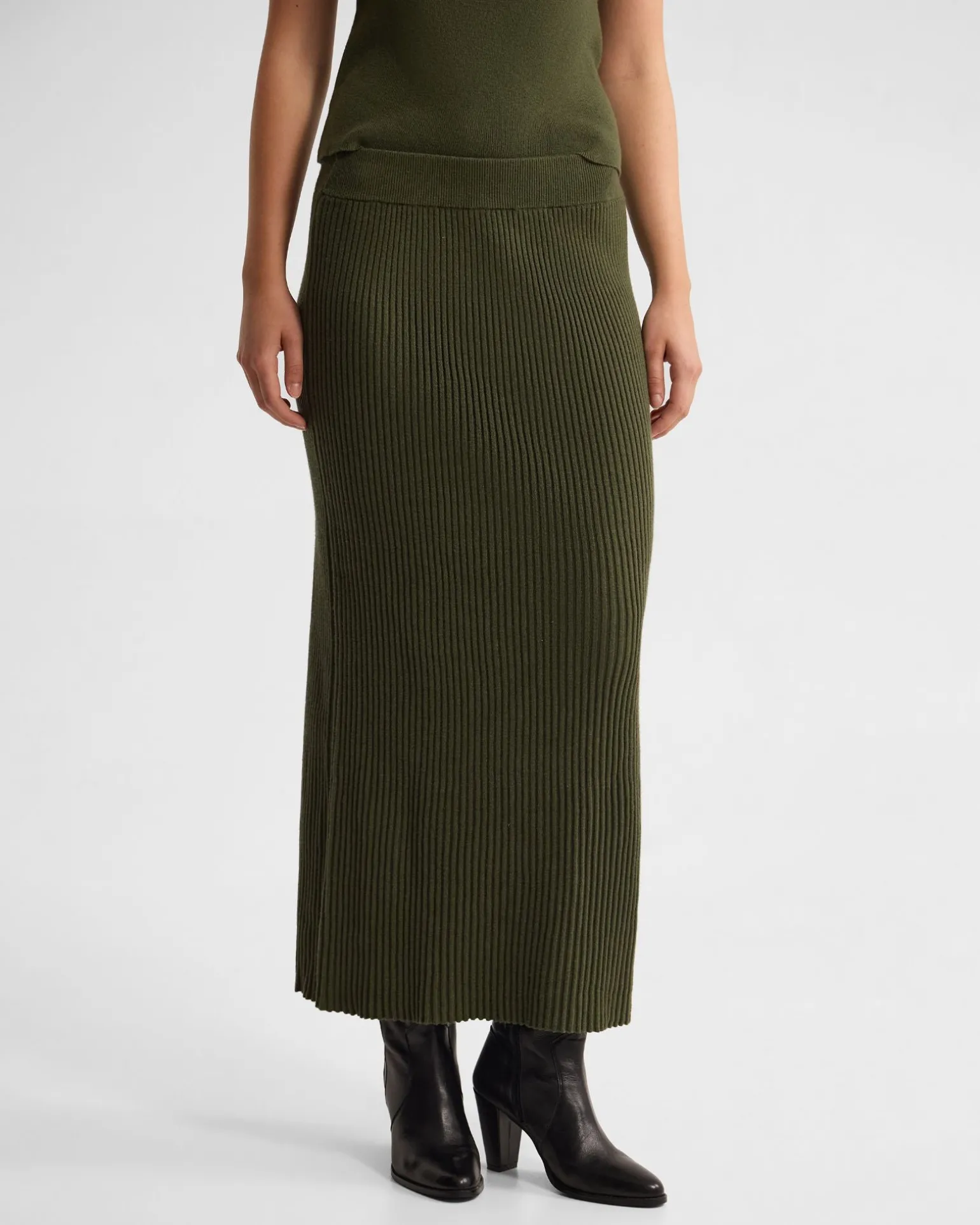 Belle Rib Knitted Skirt