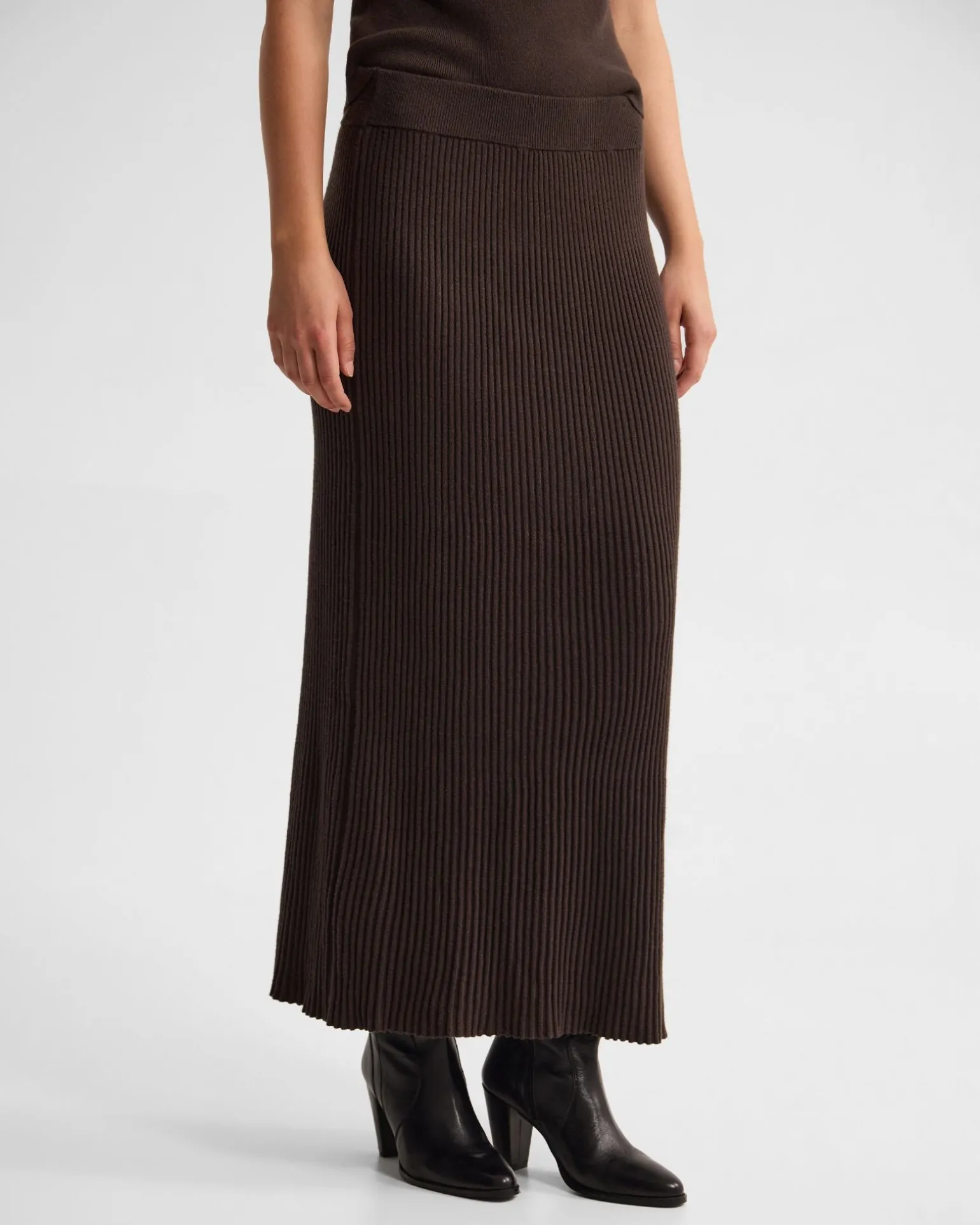 Belle Rib Knitted Skirt