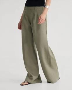 Cameron Pant
