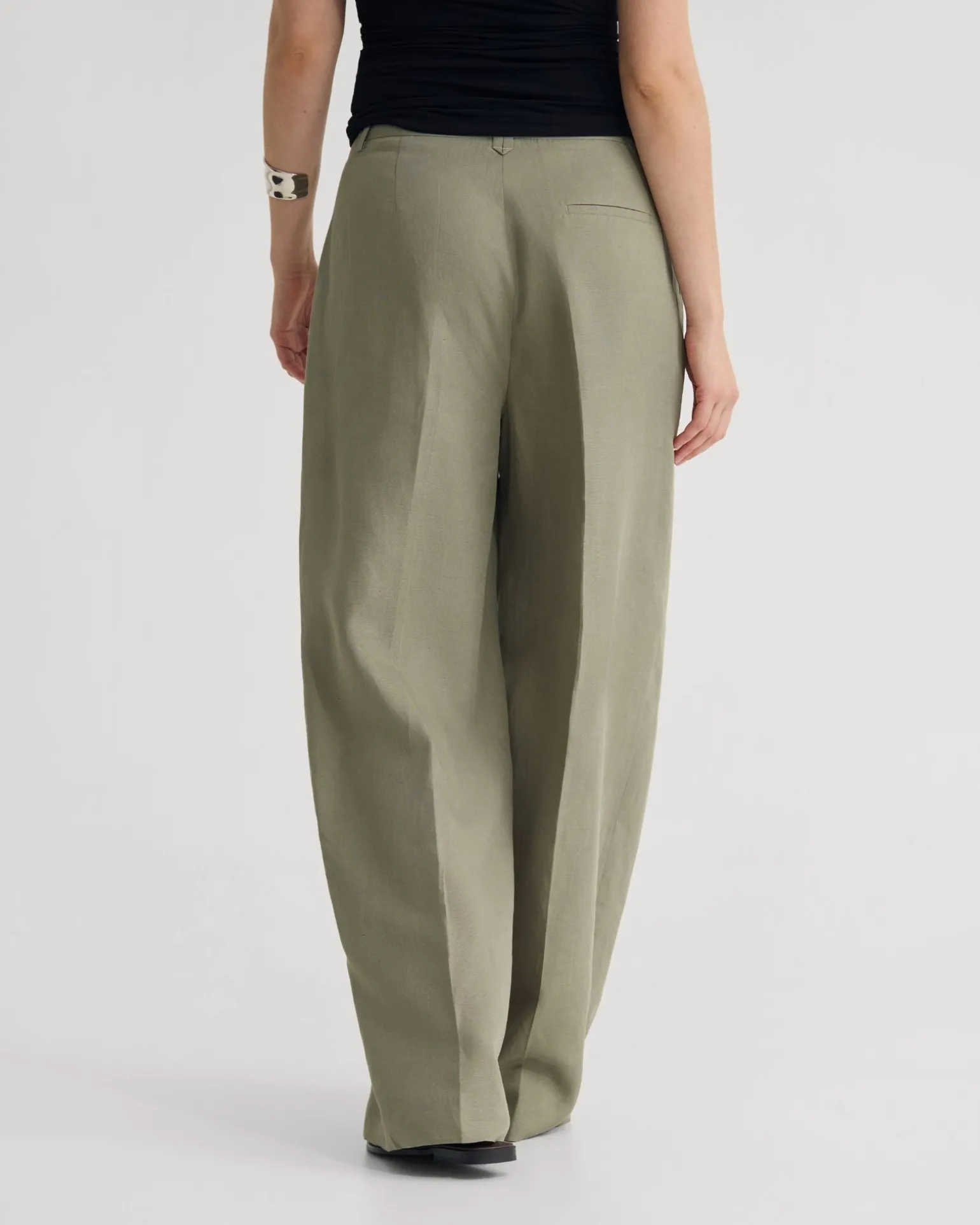 Cameron Pant