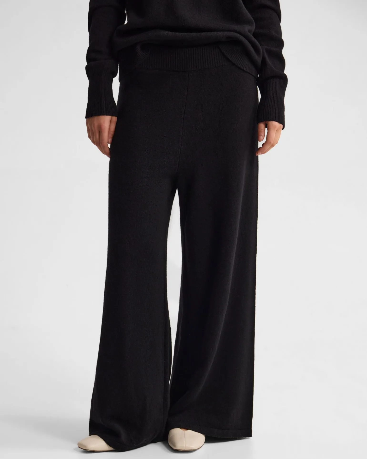 Carla Wool Blend Knitted Pant