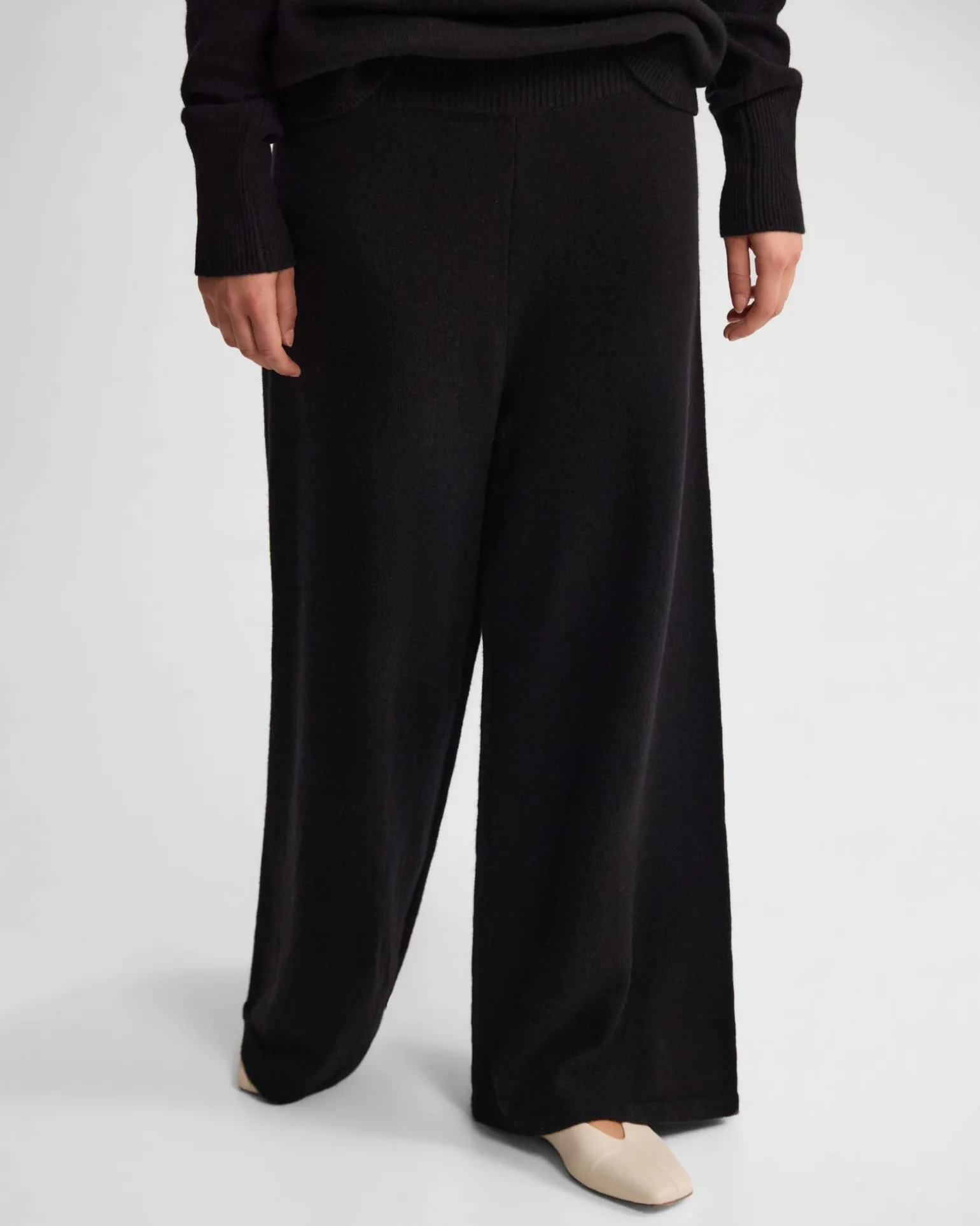Carla Wool Blend Knitted Pant