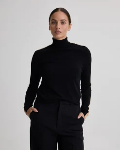 Ela Contrast Panel Turtle Neck