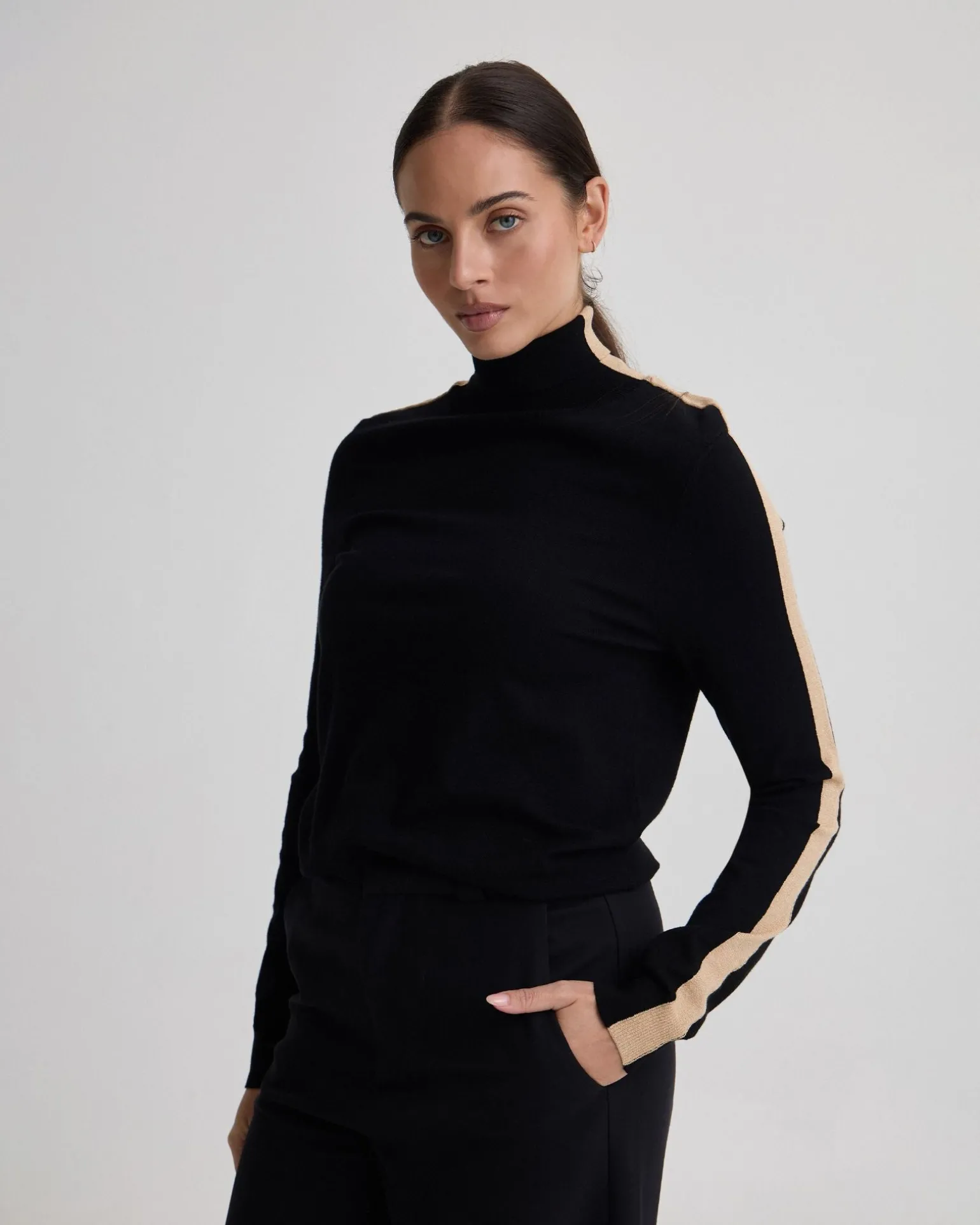 Ela Contrast Panel Turtle Neck