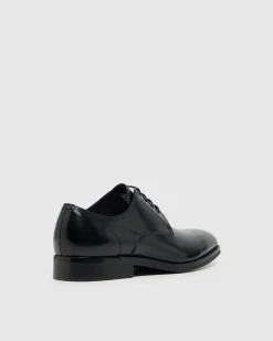 Ezra Lace Up Leather Derby Shoe