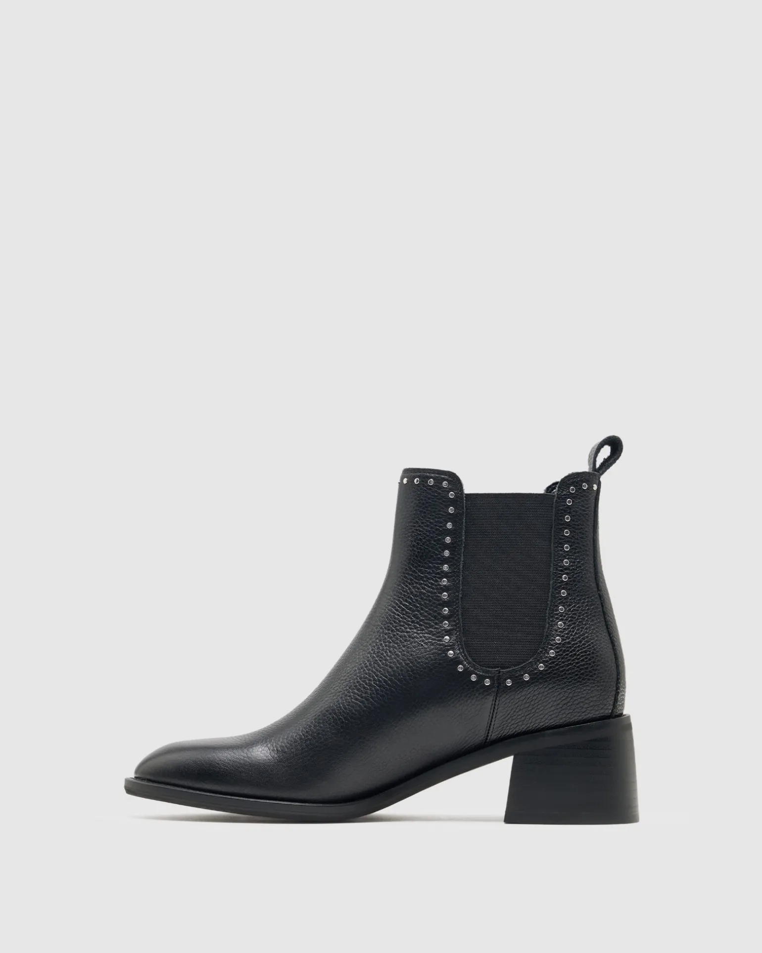 Jolanda Leather Chelsea Boot