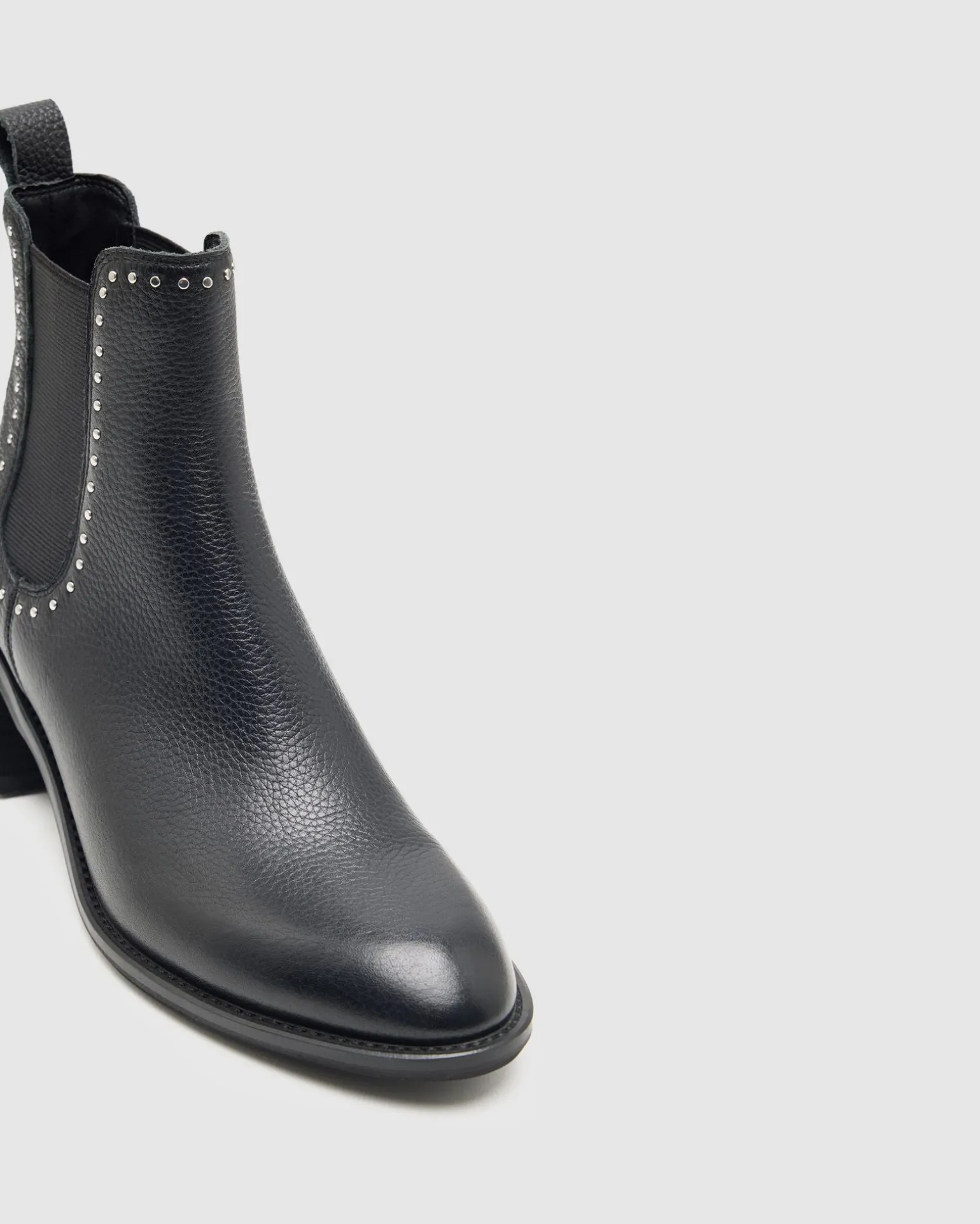 Jolanda Leather Chelsea Boot