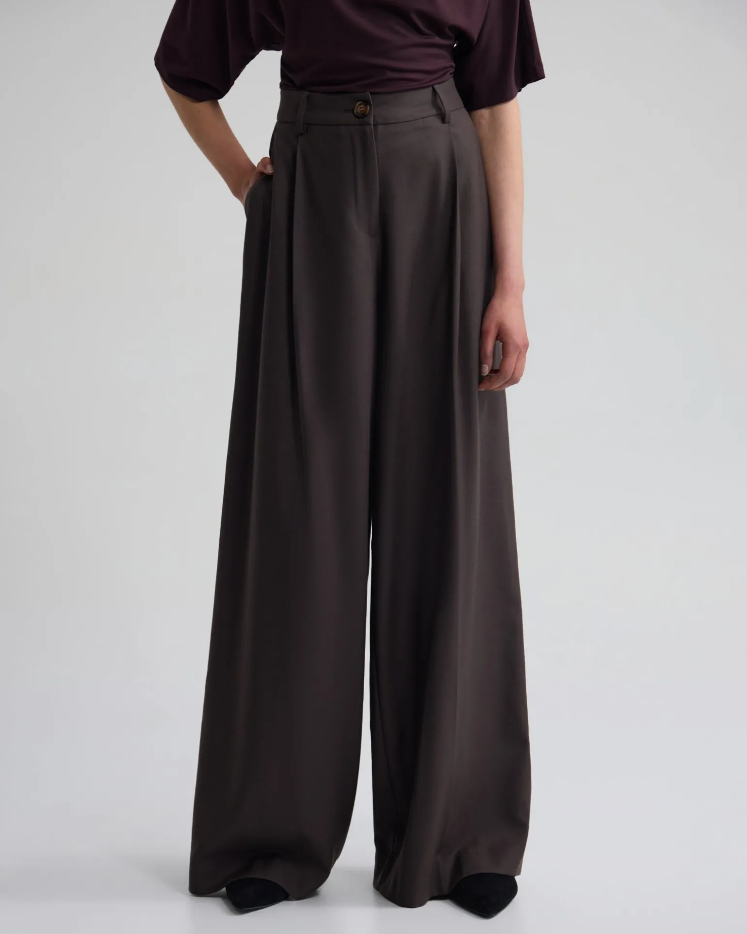 Margot Pure Wool Pant