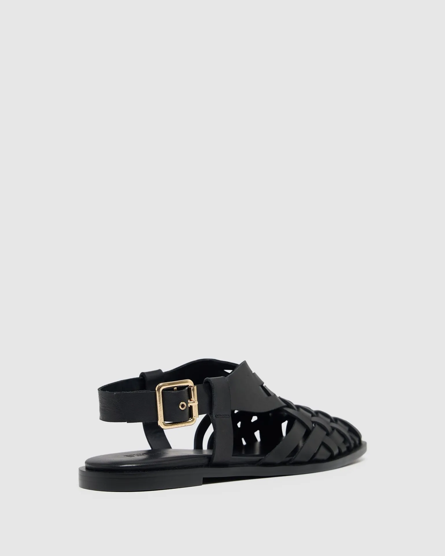 Noa Fisherman Sandal