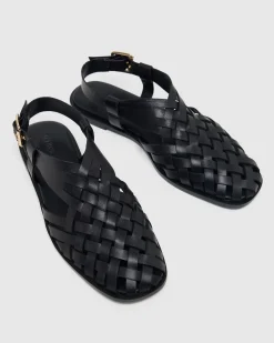 Noa Fisherman Sandal