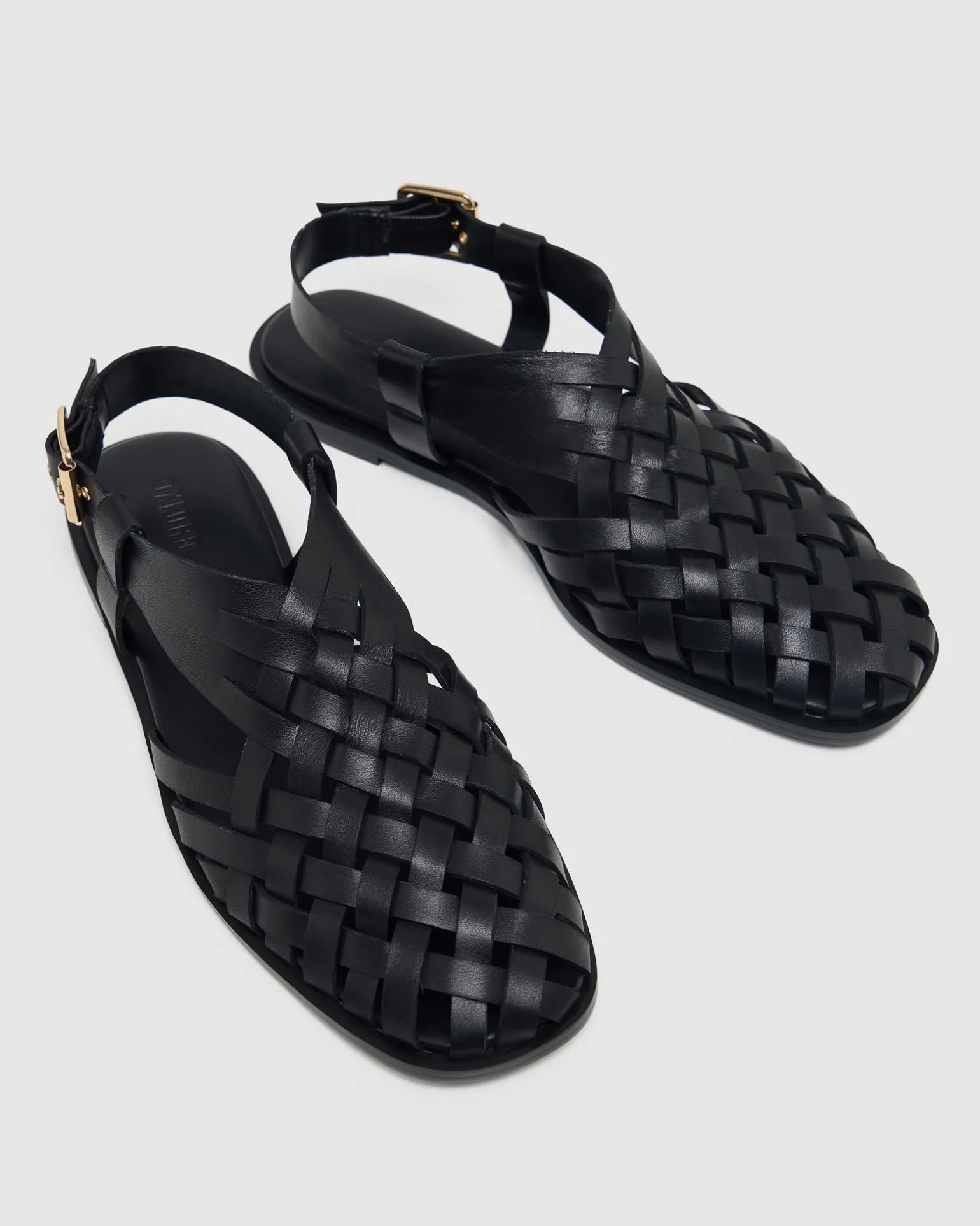 Noa Fisherman Sandal