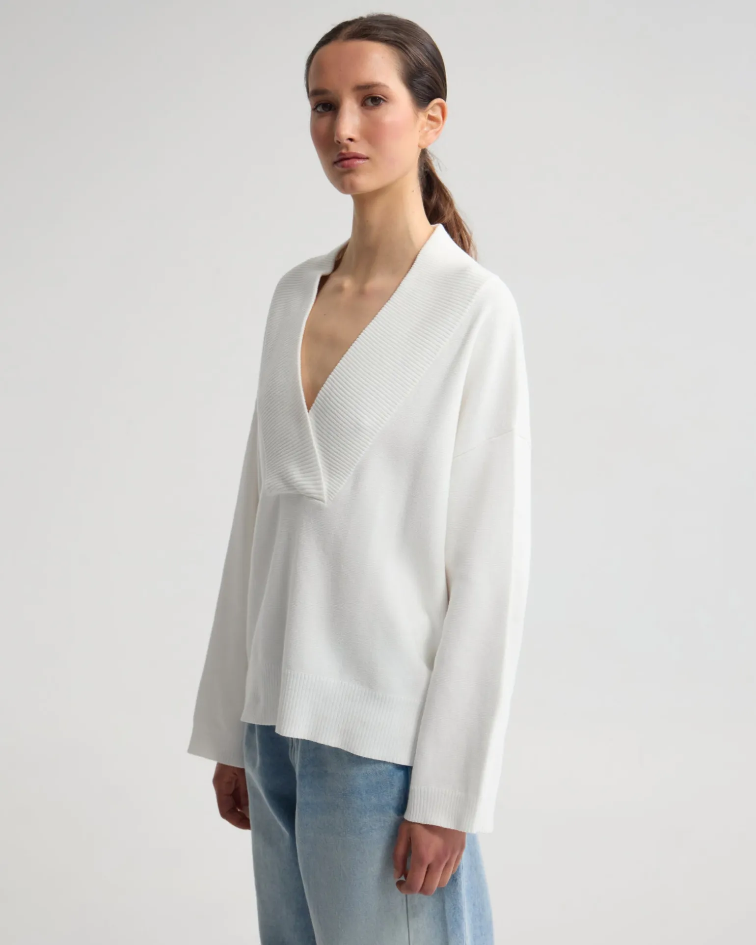 Pia Cotton V-Neck Knit