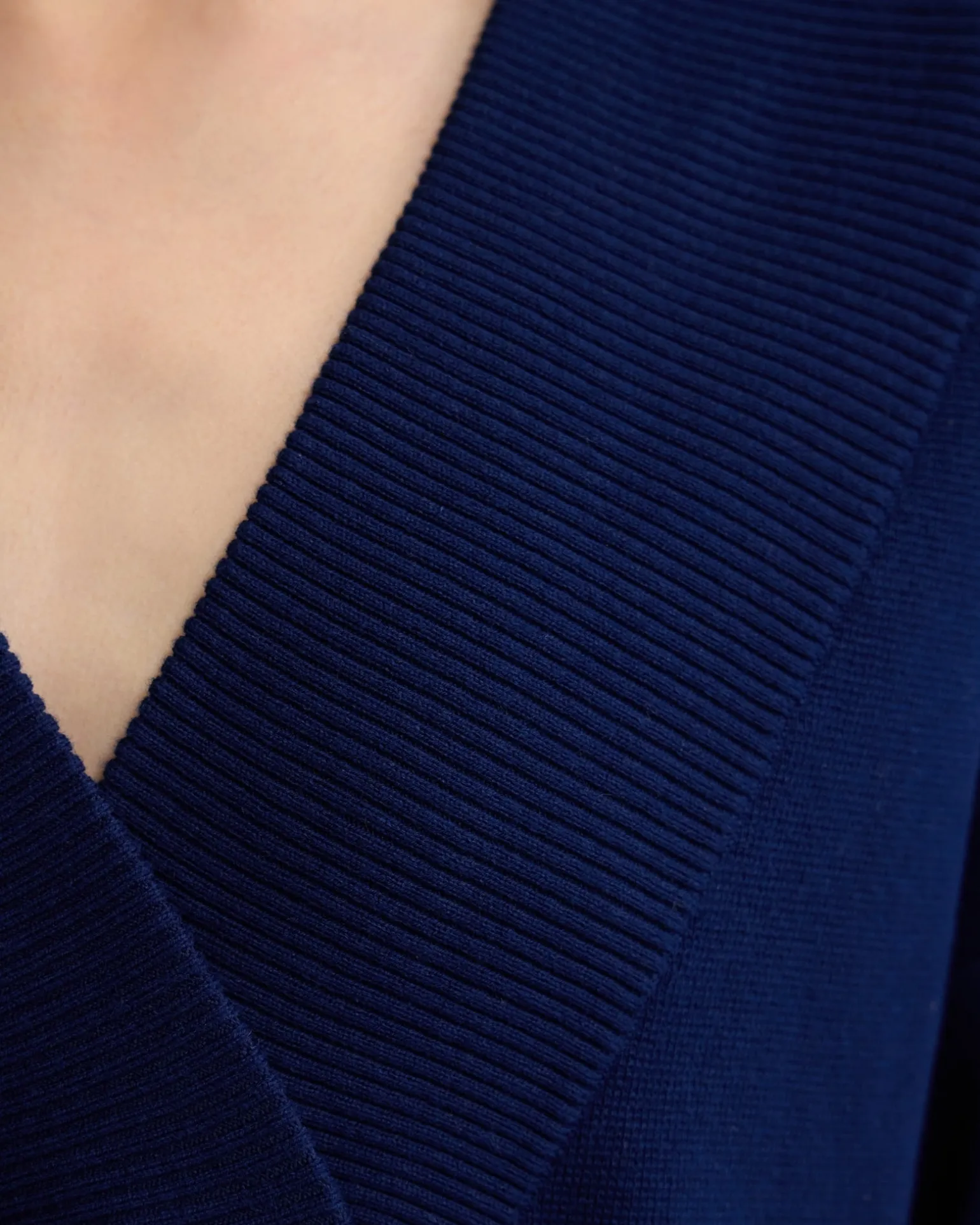 Pia Cotton V-Neck Knit