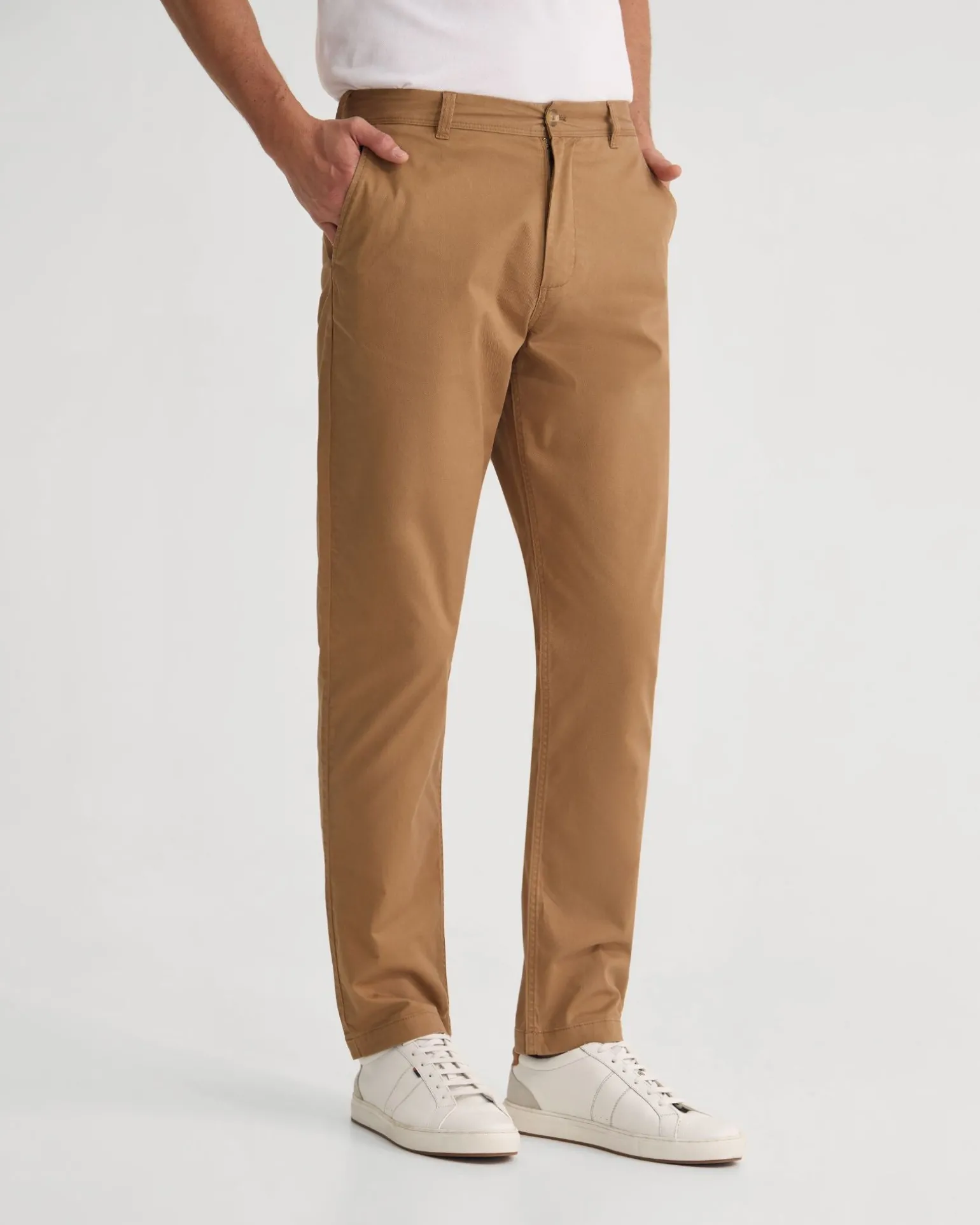 Relaxed Fit Chino