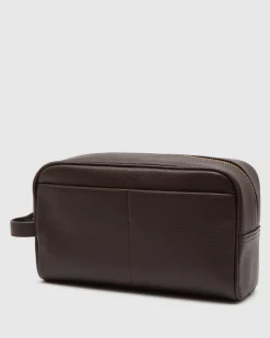 Royce Leather Wash Bag